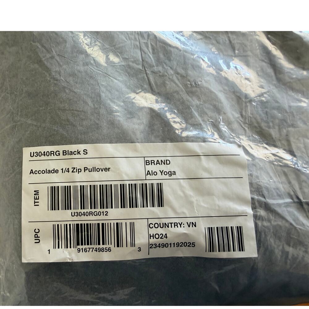 Alo Yoga Accolade 1/4 Zip Pullover Black S NWT $148 - Picture 5 of 5